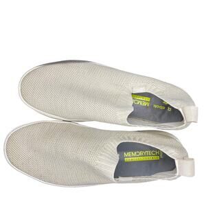 Women's Reebok Onlux Slip-on Bone with Metallic Gold Flakes Sneakers Size 10